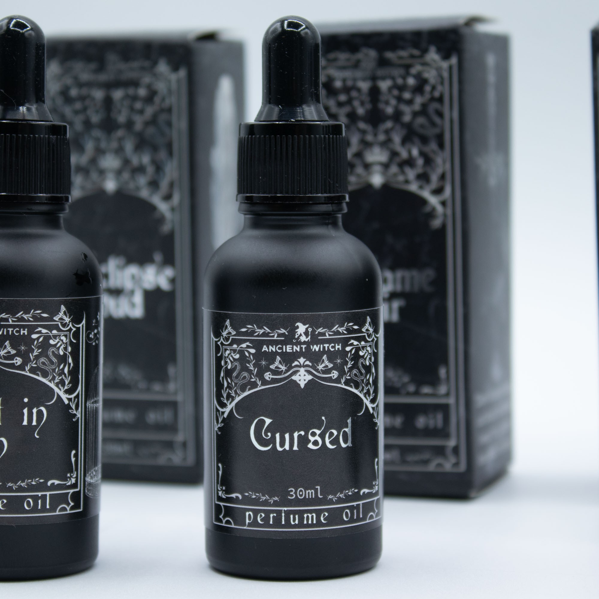 Ancient Witch Perfume Oil – Cursed (Parfumsko olje) - slika 3