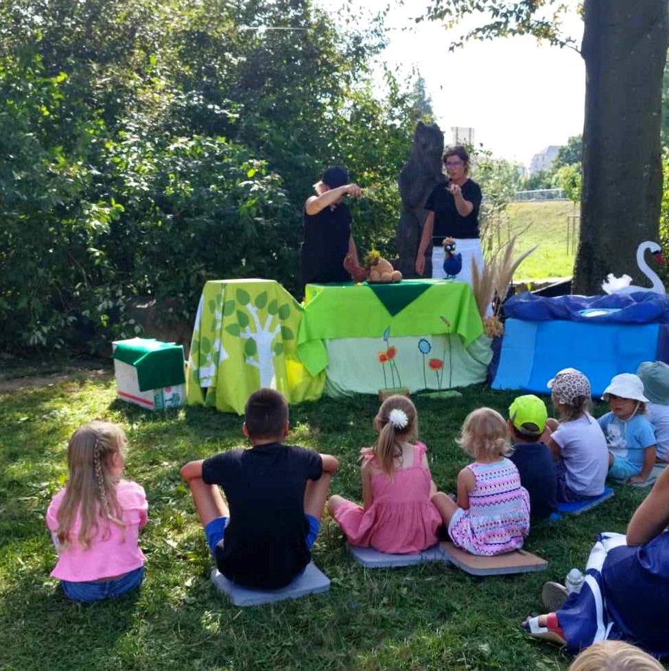 Podloga za sedenje in klečanje 16 mm s spačkom - slika 4